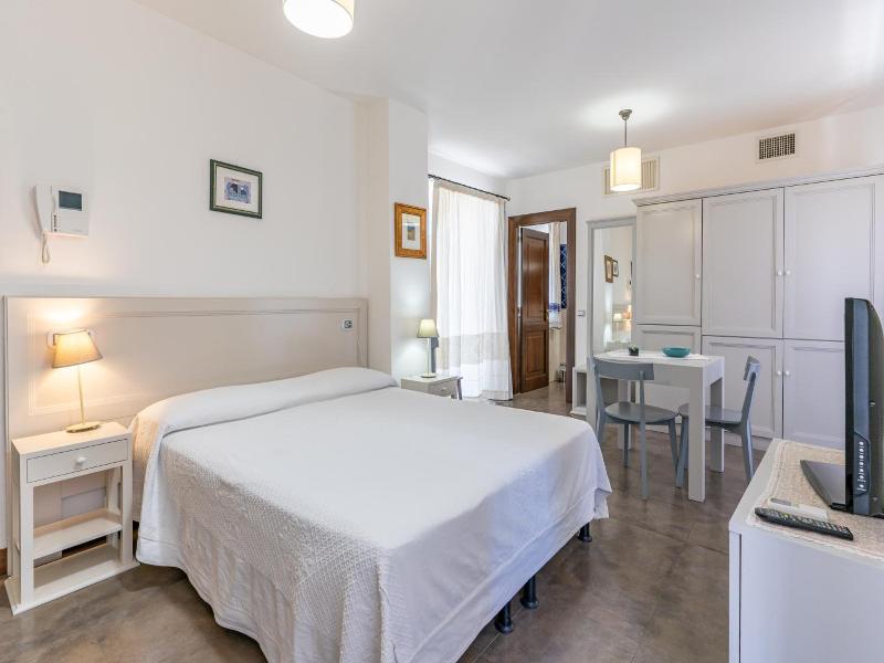 Albergo Residenziale La Corte image