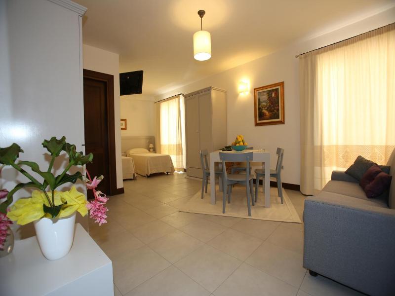 Albergo Residenziale La Corte image