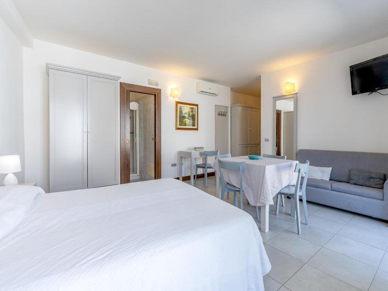 Albergo Residenziale La Corte image