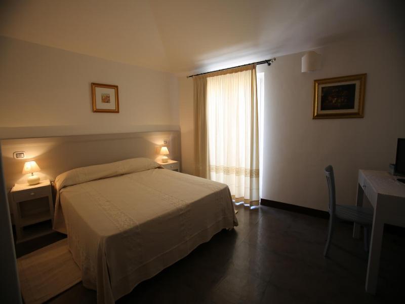 Albergo Residenziale La Corte image
