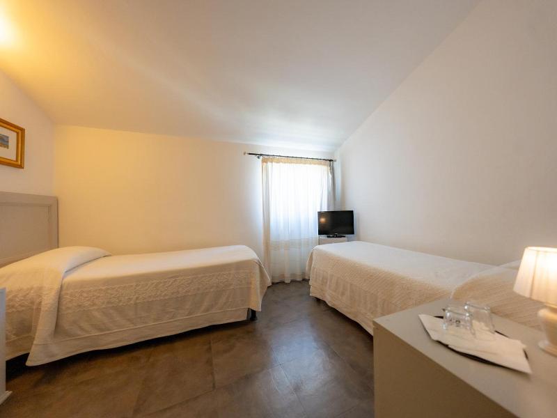 Albergo Residenziale La Corte image