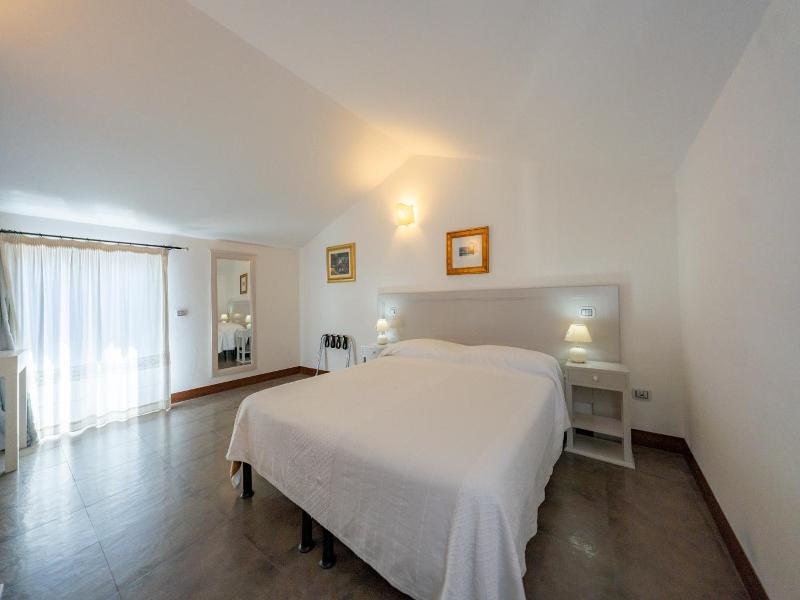 Albergo Residenziale La Corte image