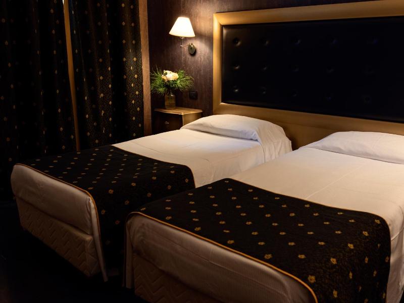 Hotel - Motel Flower image