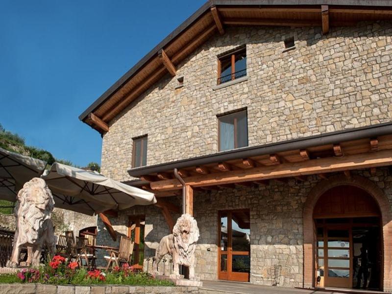 Hotel Fontana Santa image