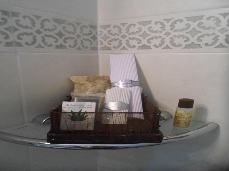 Hotel Fontana Santa image