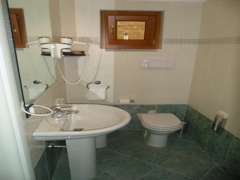 Hotel Fontana Santa image