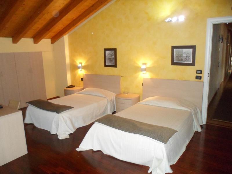 Hotel Fontana Santa image