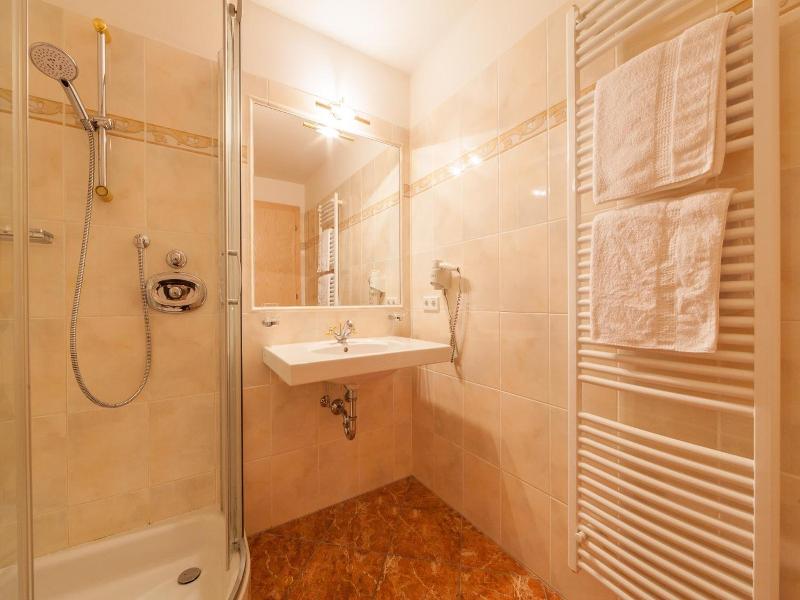 Hotel Tolderhof image
