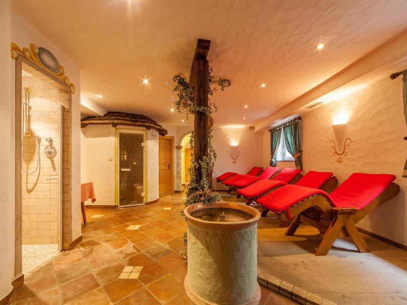 Hotel Tolderhof image