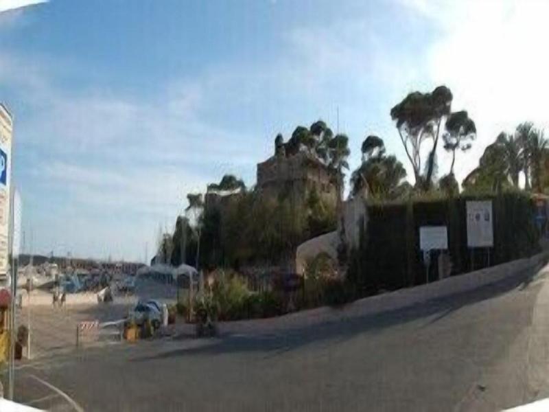 Hotel L'isola image