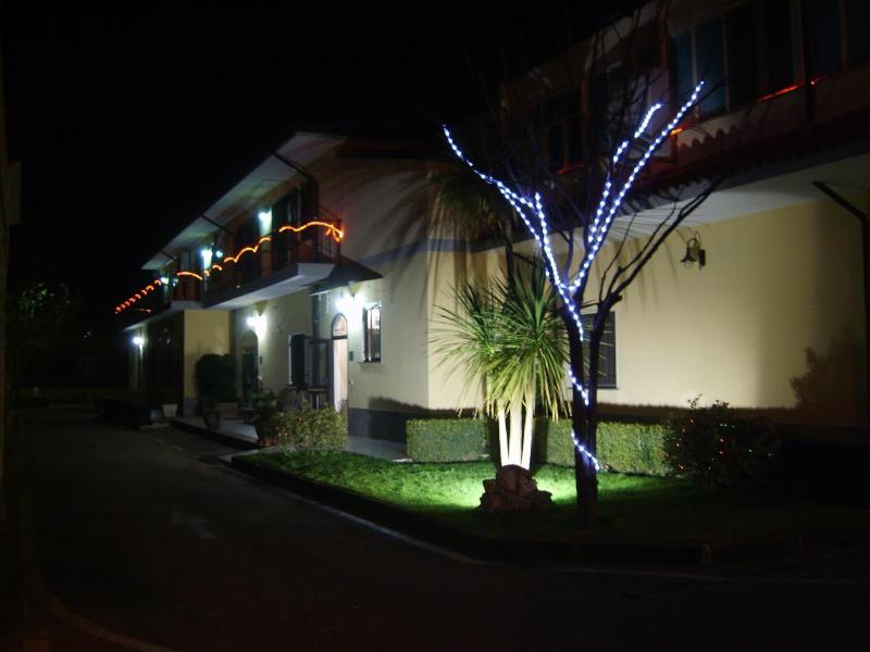 Hotel Rosso Di Sera image