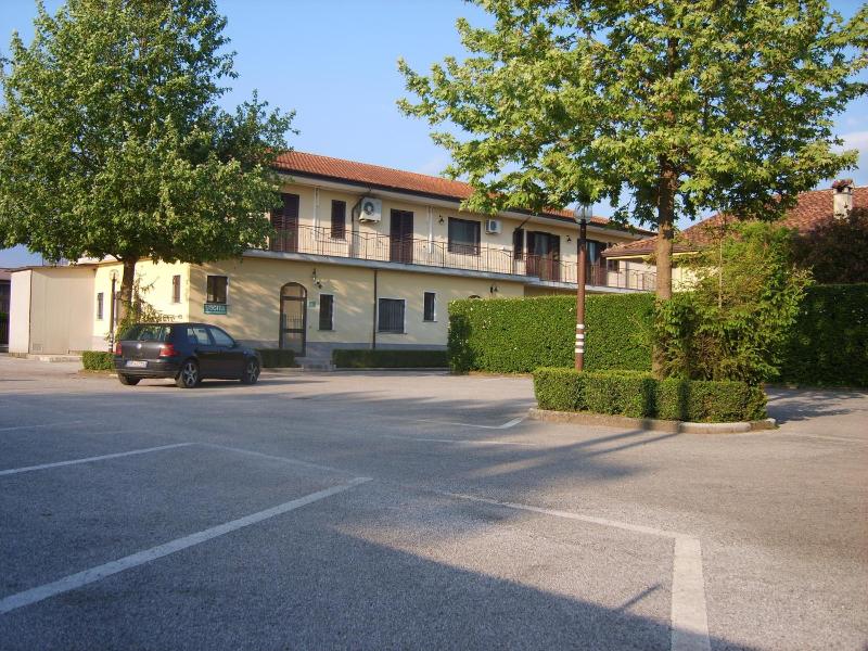 Hotel Rosso Di Sera image