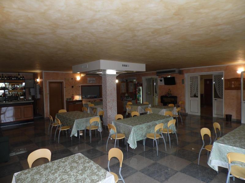 Hotel Rosso Di Sera image