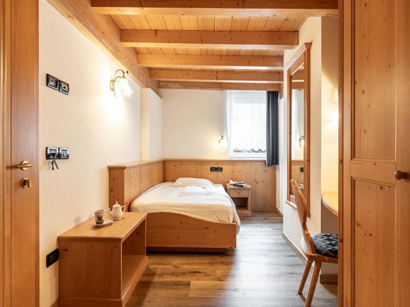 Hotel Siror image