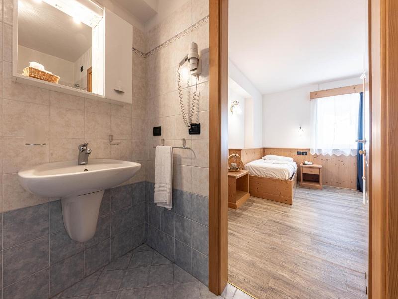 Hotel Siror image