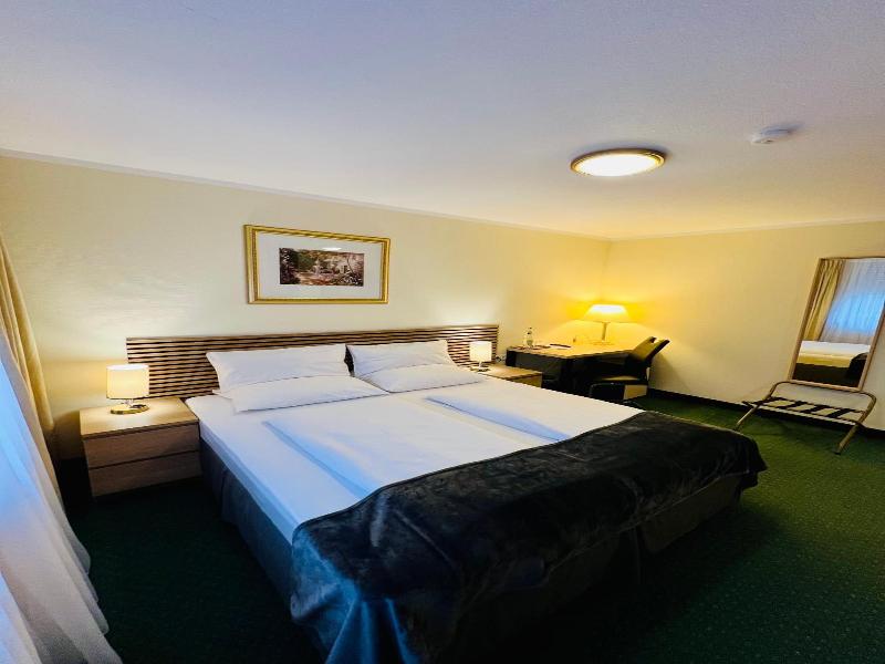 Hotel Residenz Stockstadt image