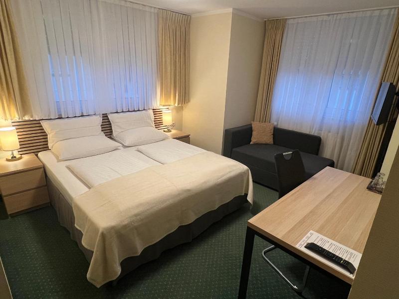 Hotel Residenz Stockstadt image