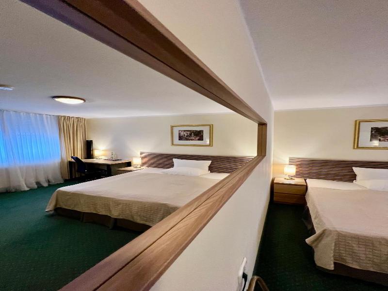 Hotel Residenz Stockstadt image