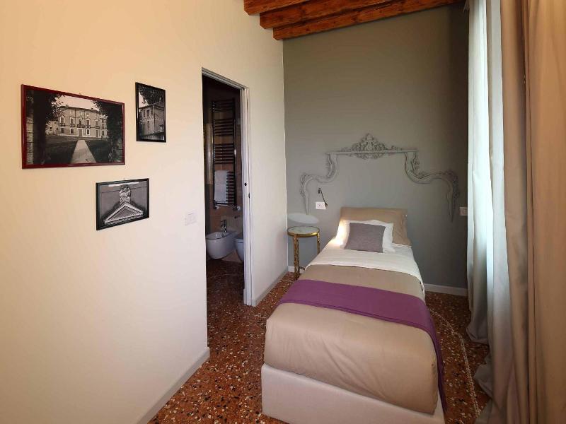Le Andrianelle image