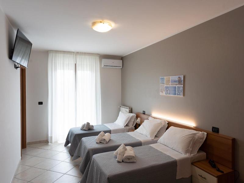 Hotel D'atri image