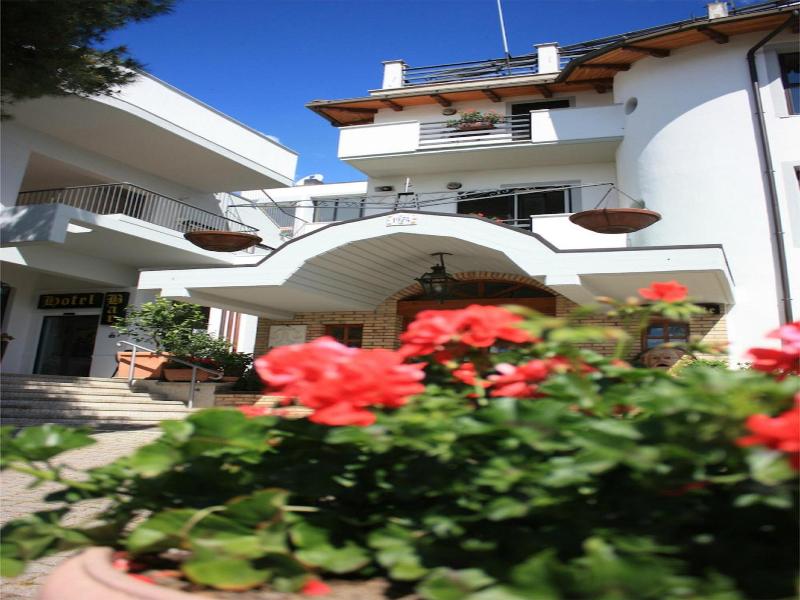 Hotel Ristorante La Bilancia image
