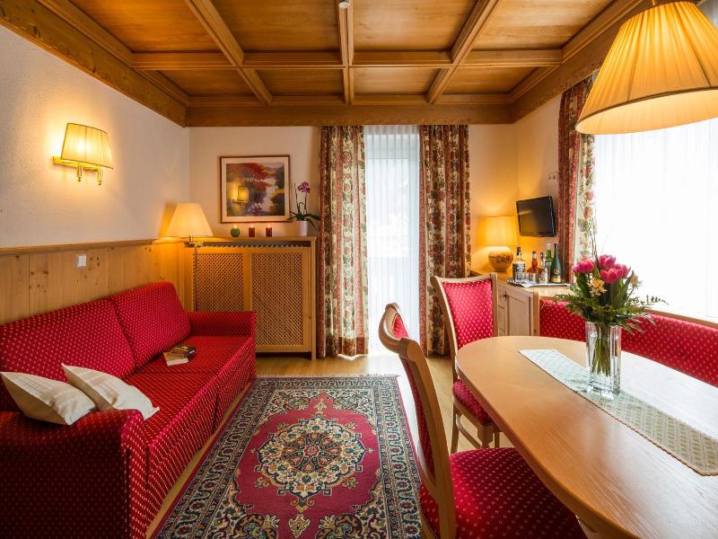 Dolomites Wellness Hotel Savoy image