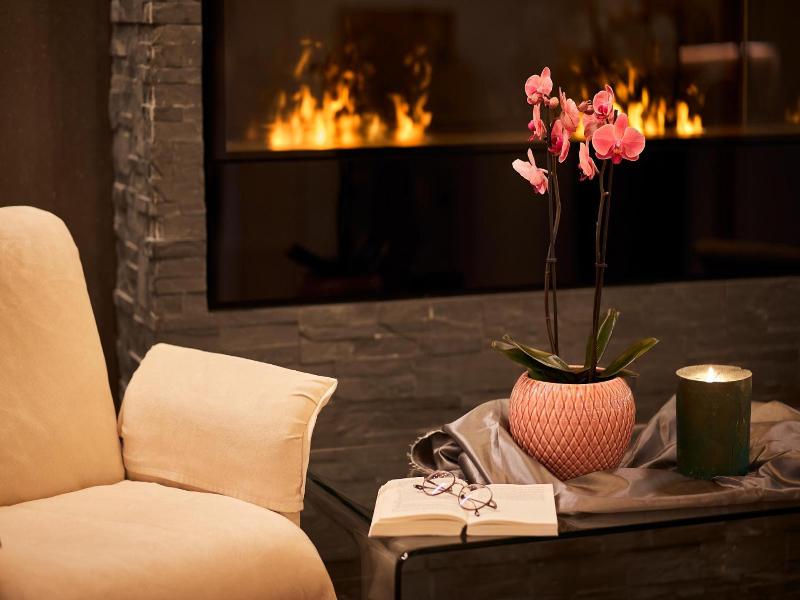 Dolomites Wellness Hotel Savoy image