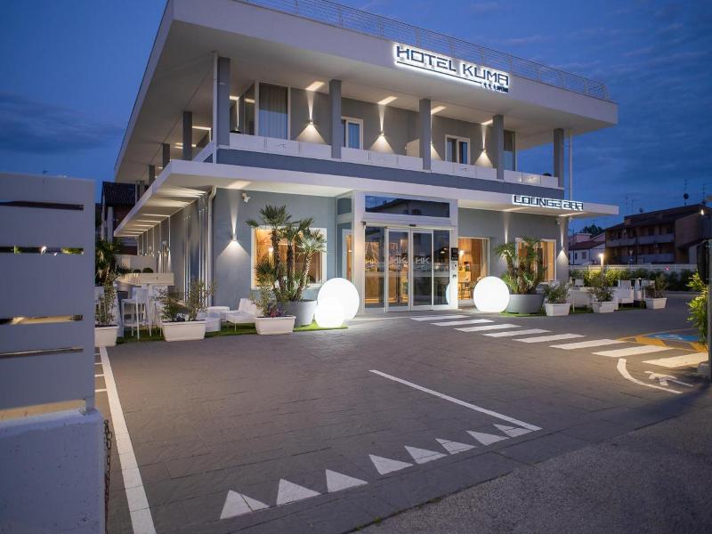 Hotel Kuma image
