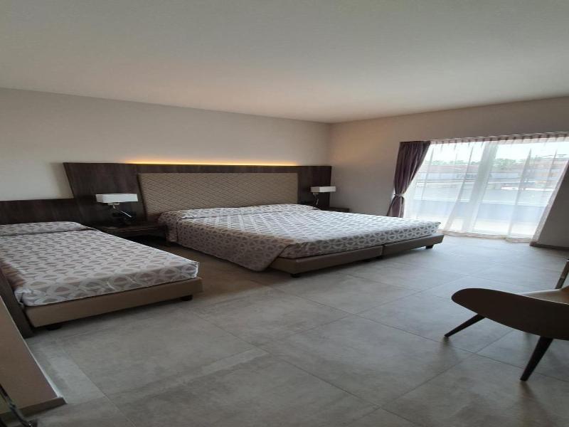 Hotel Kuma image