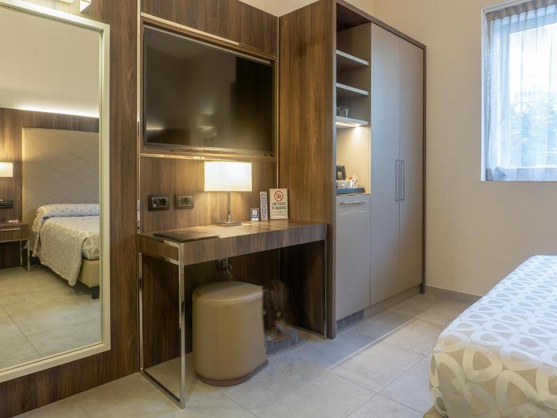 Hotel Kuma image