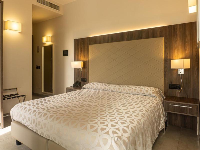 Hotel Kuma image