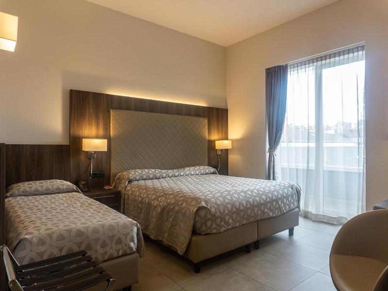 Hotel Kuma image