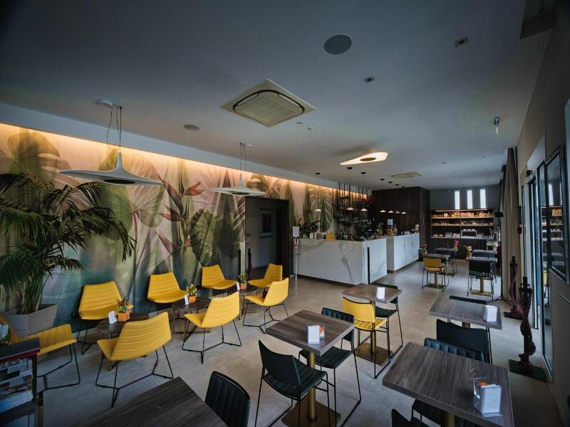 Hotel Kuma image