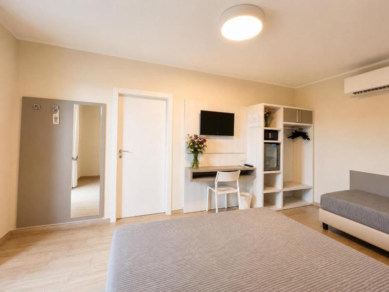Hotel Residence Vallecorsa image