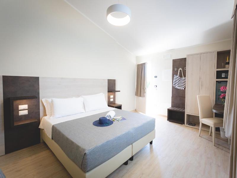 Hotel Residence Vallecorsa image