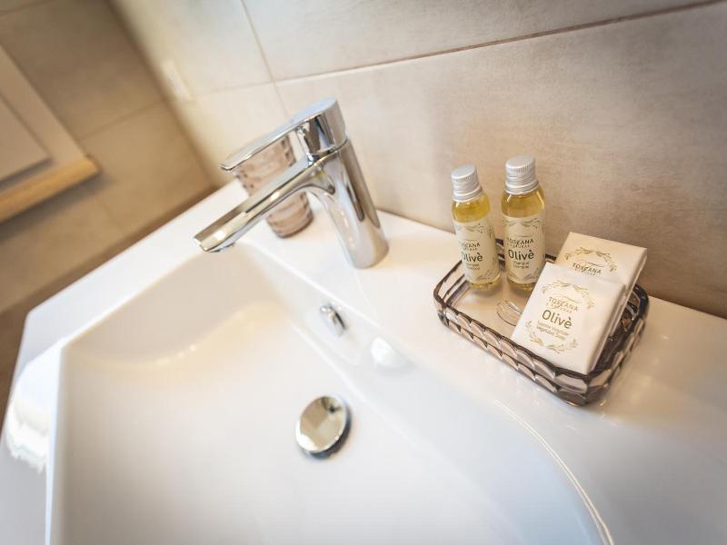 Hotel Residence Vallecorsa image