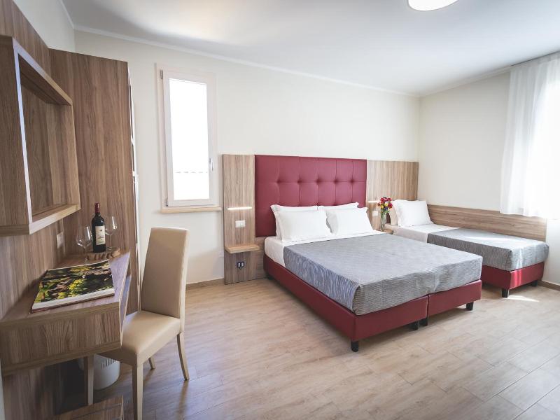 Hotel Residence Vallecorsa image