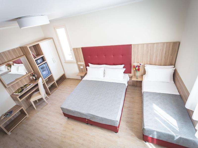 Hotel Residence Vallecorsa image