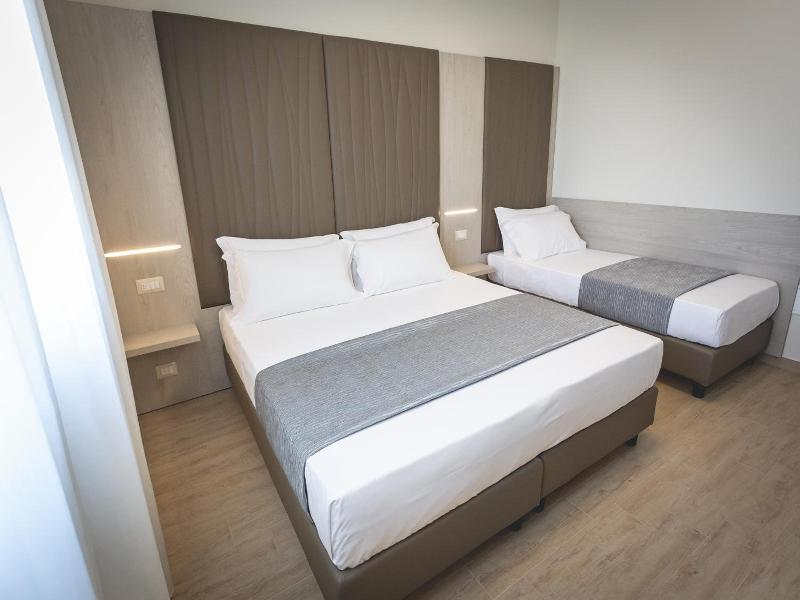 Hotel Residence Vallecorsa image