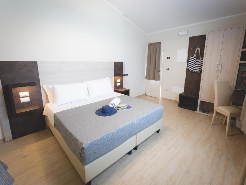 Hotel Residence Vallecorsa image