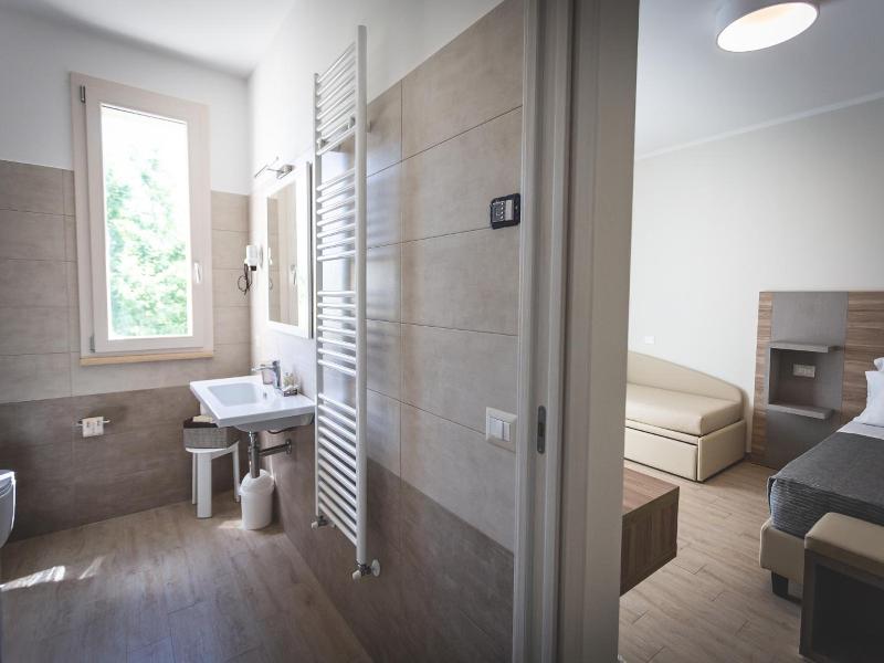 Hotel Residence Vallecorsa image