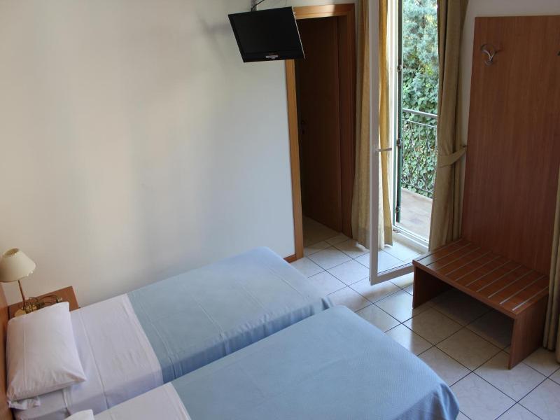 Albergo Hofer image