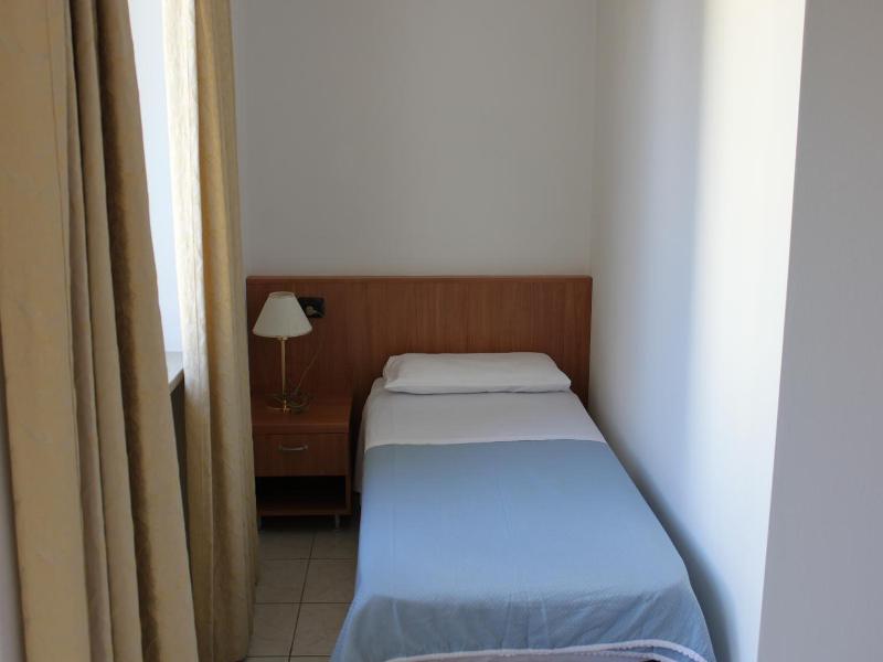 Albergo Hofer image