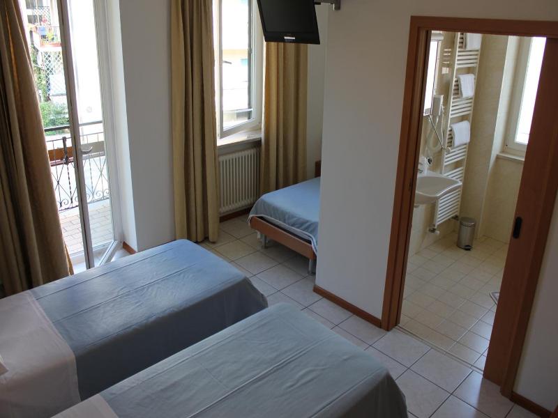 Albergo Hofer image