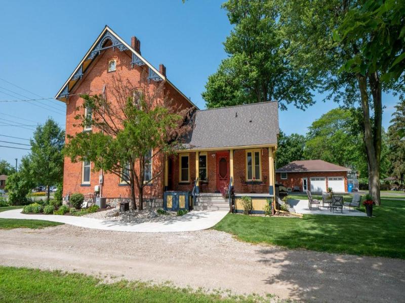 The Woodbridge House image