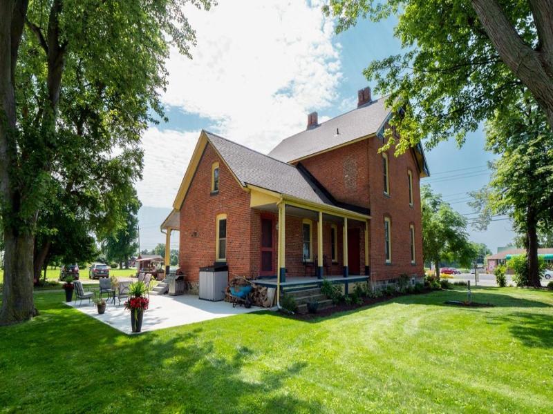 The Woodbridge House image
