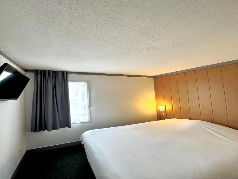 Fasthotel Laval image