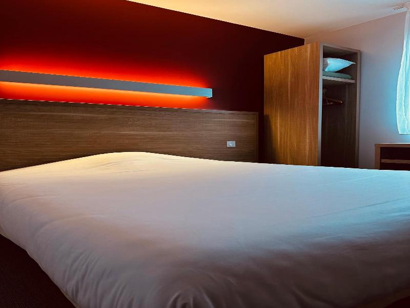 Fasthotel Laval image