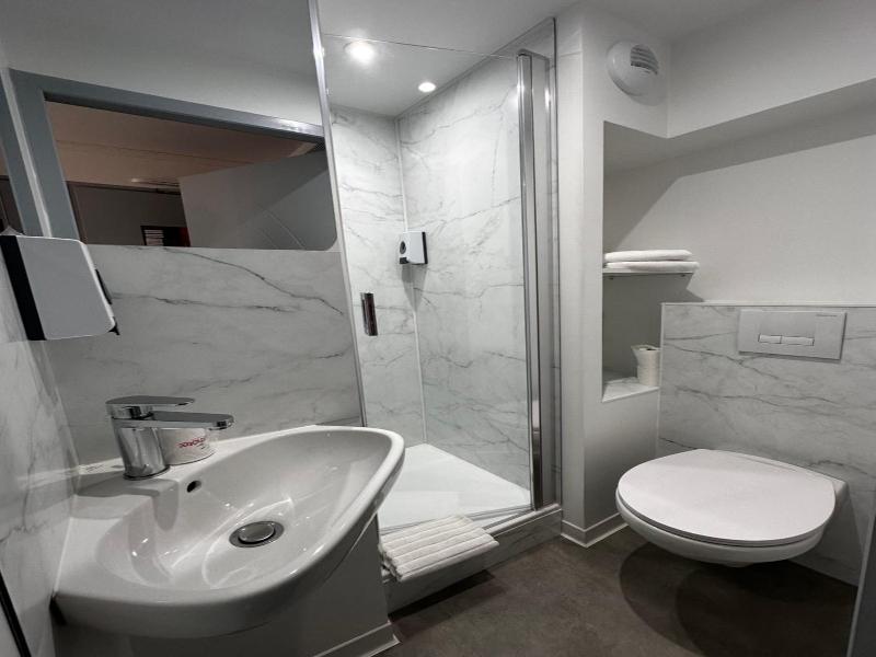Fasthotel Laval image