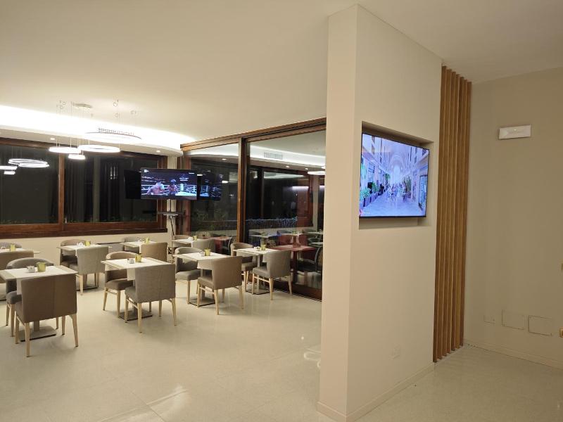 Albergo Grappolo D'oro image